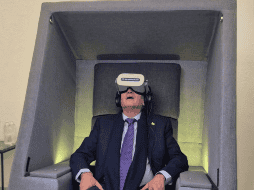 El presidente municipal de Zapopan, Juan José Frangie, explicó que esta nueva tecnología contribuirá a disminuir el estrés del personal. EL INFORMADOR / J. VELAZCO