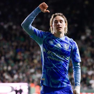 Marcelo Flores, quien se formó en el Arsenal de la Premier League de Inglaterra, disputó una temporada con el Real Oviedo en la segunda división de España, antes de firmar con los Tigres la Liga MX. IMAGO7