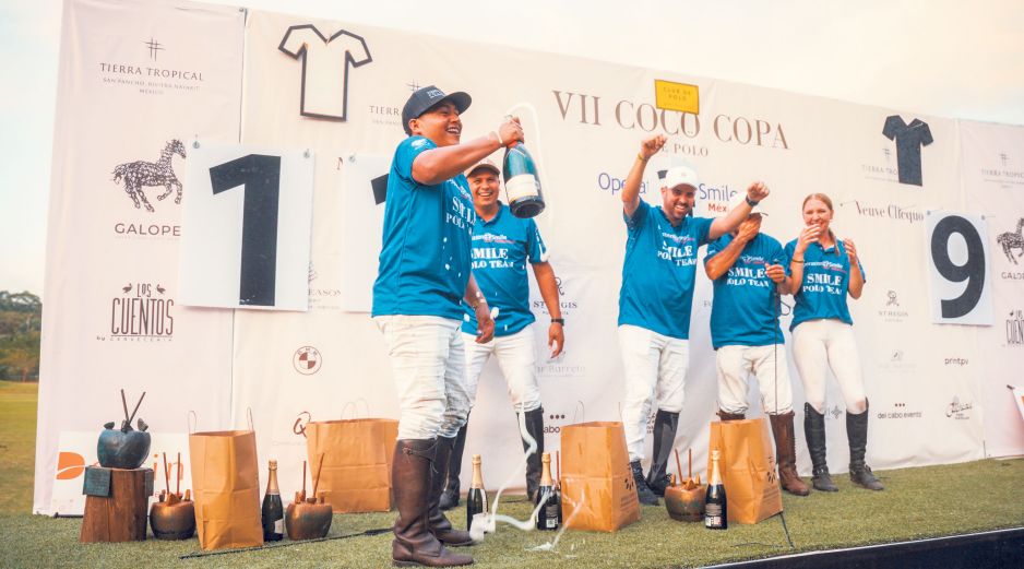 Daniel Nava, Juan Carlos García, Ladislao García, Adrián García y Chantal Gramm. GENTE BIEN JALISCO / VII Coco Copa de Polo en colaboración con Operation Smile México