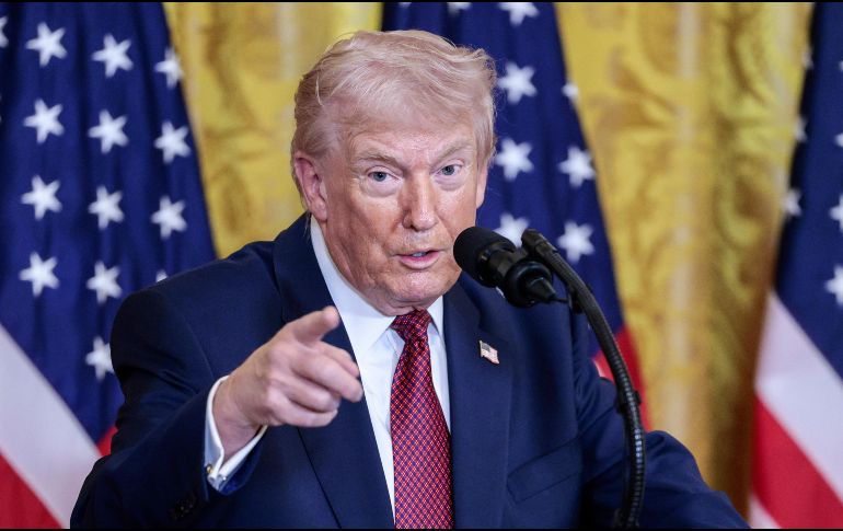 Trump fue reconocido por la industria del carbón tras ordenar el uso de esta fuente energética. EFE/S. Thew