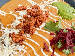 Enfrijoladas La Flor, la especialidad de la casa. ESPECIAL