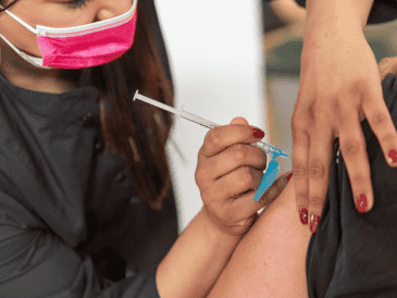 Las ubicaciones específicas se encuentran en el listado oficial de la Secretaría de Salud de la Ciudad de México, disponible en su portal. CANVA