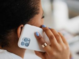 La mejor forma de protegerte de fraudes telefónicos es no contestar números desconocidos. CANVA