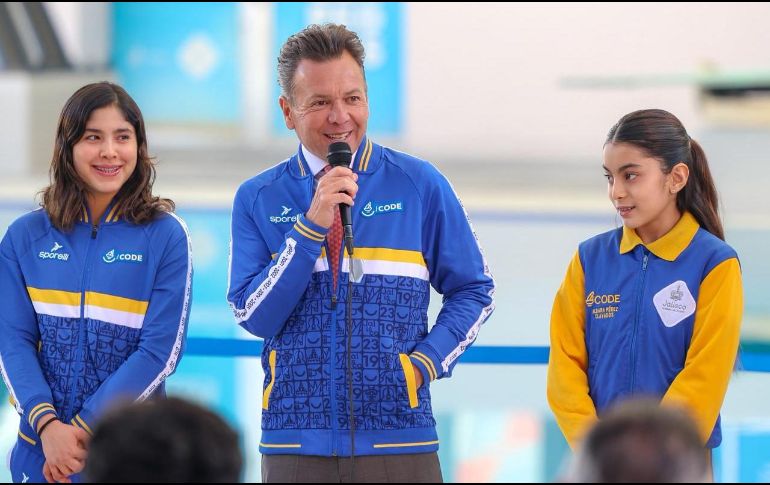 Pablo Lemus, Gobernador del Estado, indicó que la construcción del Polideportivo de Puerto Vallarta tiene la firme intención de facilitar a los deportistas una mejor preparación. EL INFORMADOR / A. Navarro