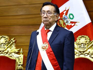 Balcázar nació el 17 de enero de 1943 en Cajamarca y desarrolló una carrera como abogado, magistrado y parlamentario, fue integrante de la Corte Suprema de Justicia. EFE / Congreso de Perú