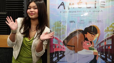 Santiago pasó seis meses solo analizando el libro de Nothomb y otros dos años para terminar el guion. EFE/M. Guzmán