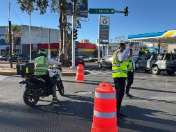El socavón se formó debido a maniobras inadecuadas en una obra que se realiza entre Pléyades y Andrómeda. ESPECIAL/ Policía Vial.