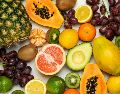 En definitiva, las personas con diabetes pueden consumir cualquier fruta, siempre que presten atención al tamaño de la porción y al índice glucémico. Unsplash