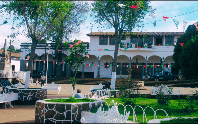 Entre los atractivos del pueblito, destaca sin duda la Parroquia de San Bartolomé, que data del siglo XVI. EL INFORMADOR/ARCHIVO