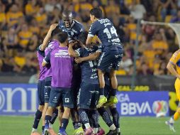 Pachuca hilvanó su sexta jornada sin derrota para escalar a la segunda posición de forma provisional con 14 puntos. EFE/M. Sierra