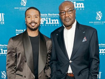 Michael B. Jordan y Delroy Lindo se encontraban en el escenario cuando John Davidson, quien sufre el síndrome de Tourette, profirió los insultos. AFP