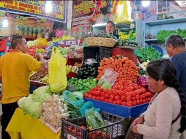 La canasta básica registra variaciones que impactan directamente en los costos. EL UNIVERSAL