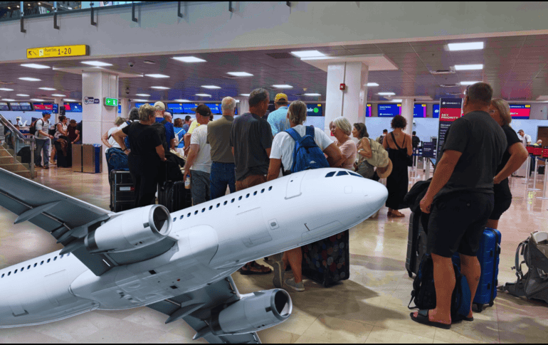 Varias aerolíneas habilitaron mostradores adicionales y priorizaron conexiones internacionales en Puerto Vallarta, tras la violencia por la caída de 