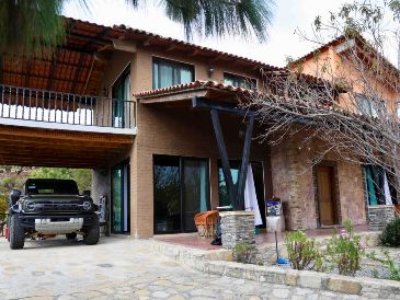 Se trata de las "las cabañas del amor" de "El Mencho", intervenidas durante el fatal operativo del Ejército y la Guardia Nacional del domingo. SUN/ARCHIVO