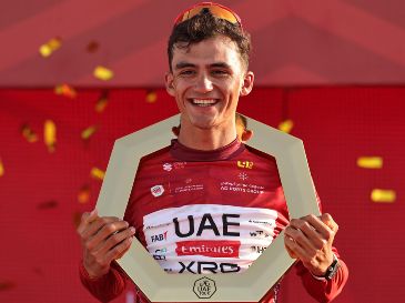 Del Toro partía desde la tercera posición del ranking mundial, pero su victoria en el UAE Tour 2026 transformó por completo el escenario. AFP/ F. SENNA.