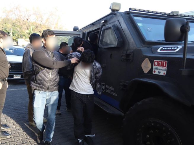 La totalidad de estos detenidos fue capturada en flagrancia por distintas corporaciones de seguridad en varias colonias del Estado y se le llevó a un complejo penitenciario ayer, 24 de febrero. CORTESÍA / Fiscalía de Jalisco