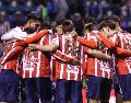Tras su arribo a Guadalajara, los seleccionados de Chivas quedaron a disposición del técnico Gabriel Milito, quien evaluará su estado físico y definirá su participación en el compromiso ante Toluca. IMAGO7