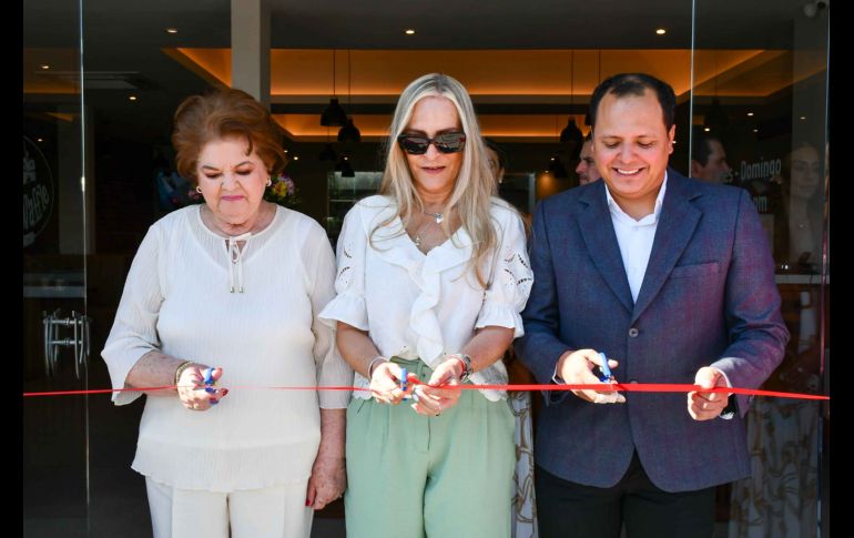 Leticia Monroy, Susana Camanales y Misael Simón. GENTE BIEN JALISCO / M. Rached