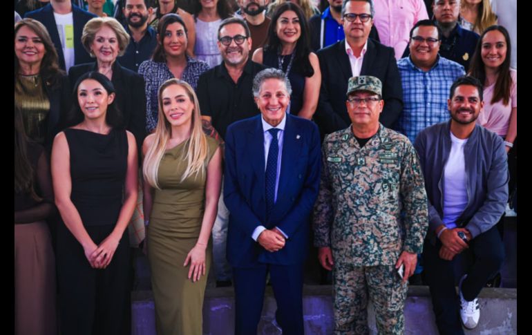 El Gobierno de Zapopan, realizó la entrega de 48 barricas a igual número de creadoras y creadores del municipio, quienes desarrollarán intervenciones plásticas bajo una línea conceptual definida. EL INFORMADOR / J. Acosta