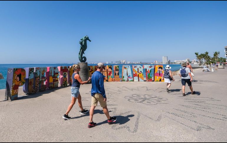 En inversión, propusieron los recursos de los fondos empresariales y turísticos para recuperar la normalidad en la estadística de pasajeros nacionales e internacionales. CORTESÍA