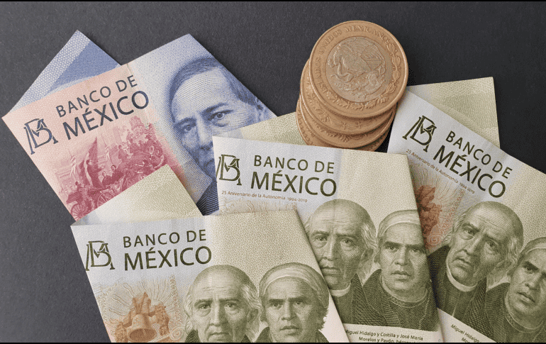 Un elemento clave dentro del cálculo es la prima de antigüedad, la cual incrementa el monto total dependiendo del tiempo laborado.  CANVA