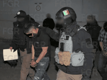 "Los hoy imputados fueron detenidos como resultado de trabajos del Gabinete de Seguridad del Gobierno de México, específicamente de elementos de la Secretaría de la Defensa Nacional (Sedena)", resaltó el boletín. ESPECIAL