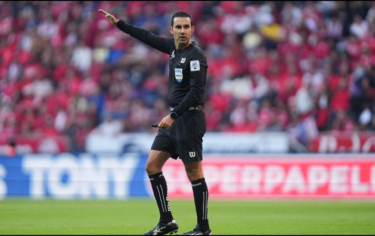 César Ramos Palazuelos es uno de los jueces centrales con mayor experiencia internacional, y uno de los considerados mejores árbitros de la Liga MX. IMAGO7