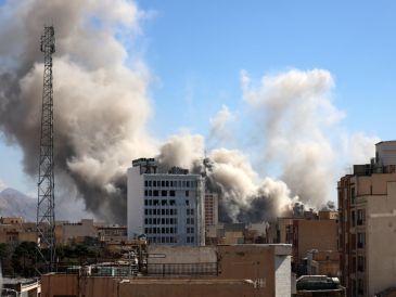 Estados Unidos e Israel lanzaron el pasado sábado una serie de bombardeos, que EU nombró como operación Furia Épica.  EFE/ABEDIN TAHERKENAREH