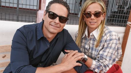 Carlos Gudiño y Gaby Estrada. GENTE BIEN JALISCO / Revista del 6 de marzo 2026