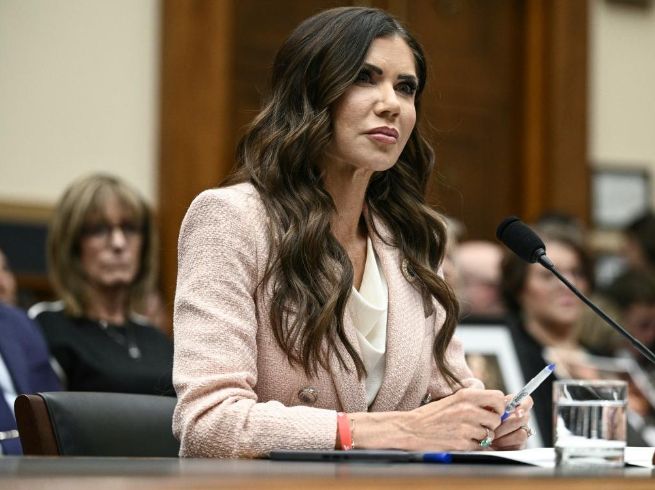 Kristi Noem, ahora exsecretaria de Seguridad Nacional de Estados Unidos. AFP / B. Smialowski