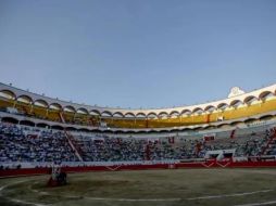 La afición tapatía, reconocida por su exigencia y cultura taurina, espera una tarde de emociones fuertes donde la seriedad del toro y la entrega de los toreros sean los protagonistas. EL INFORMADOR / ARCHIVO