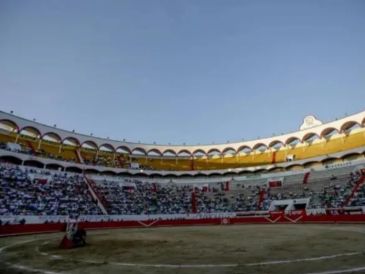 La afición tapatía, reconocida por su exigencia y cultura taurina, espera una tarde de emociones fuertes donde la seriedad del toro y la entrega de los toreros sean los protagonistas. EL INFORMADOR / ARCHIVO