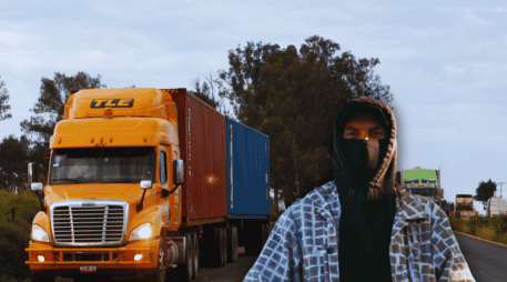 Recomiendan aumentar la prevención para identificar rutas seguras y horarios con menor incidencia de robo, pero también ubicar lugares seguros e iluminados para detener el camión. EL INFORMADOR / ARCHIVO / ESPECIAL / CANVA