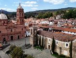 De fachada cubierta de ladrillos rojos, el Templo de Nuestra Señora de Guadalupe, en Tapalpa, Jalisco. AFP / ARCHIVO