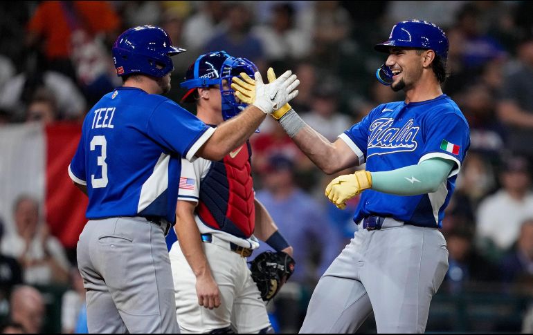 La “azzurra” dirigida por el ítalovenezolano, Francisco Cervelli ha sido una de las gratas revelaciones del campeonato, al tener paso invicto a falta de un partido y le propinaron a EU su primer derrota en esta edición, que cierran con tres victorias y un empate en la fase de grupos. AP / A. Landis