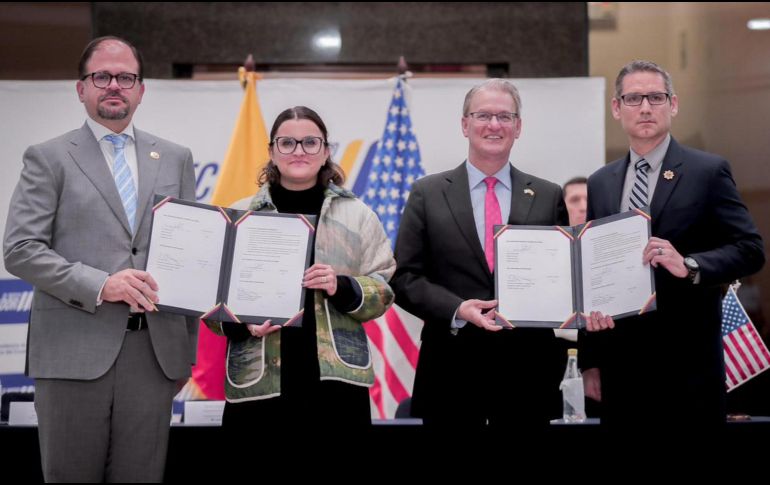El diplomático recordó que equipos del FBI ya han colaborando antes con las fuerzas de seguridad ecuatorianas. EFE/ Embajada de Estados Unidos en Ecuador