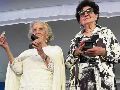 Elena Poniatowska y Margo Glantz posan en el escenario de la FILCO. ESPECIAL