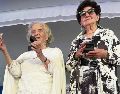 Elena Poniatowska y Margo Glantz posan en el escenario de la FILCO. ESPECIAL