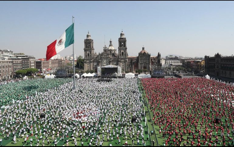 Personas participan en la 
