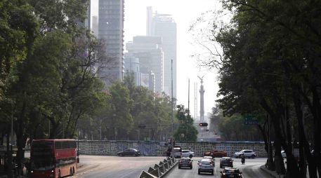 Los conductores de la ZMVM saben que si incumplen con el programa Hoy No Circula, pueden recibir una sanción económica o multa de 20 a 30 UMAs, equivalente aproximadamente a 2 mil 250 y hasta 3 mil 500 pesos en 2026. SUN / ARCHIVO