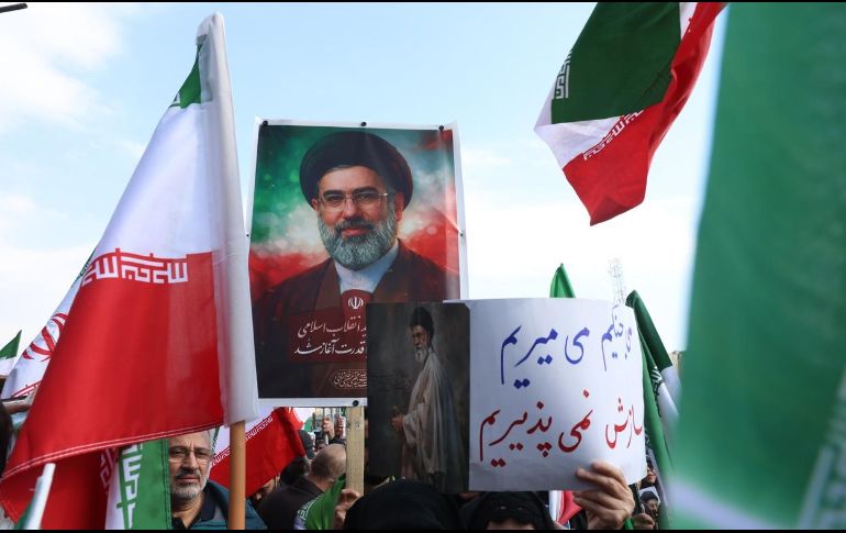 Putin felicitó a Mojtaba Jamenei, hijo del fallecido ayatolá Ali Jamenei, con su nombramiento como líder supremo de Irán hace una semana. EFE/EPA/A. Taherkenareh