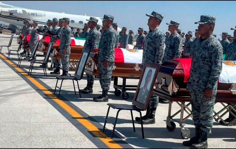 Claudia Sheinbaum reiteró que su gobierno mantendrá el respaldo a las familias de los elementos de las fuerzas armadas y de seguridad que pierden la vida durante operativos contra el crimen organizado. X / @Defensamx1