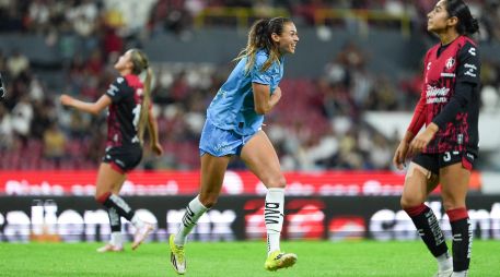 Mientras Monterrey vuela directo a la Liguilla como la gran favorita, el Atlas se queda sin margen de error. IMAGO7.