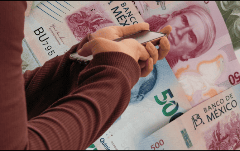 Desde el pasado 1 de octubre de 2025, los usuarios de banca digital están obligados a definir un límite máximo personalizado para sus transferencias electrónicas, como parte de una regulación emitida por la CNBV. Unsplash