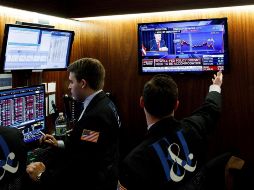 El mercado del petróleo reaccionó negativamente a la persistencia del bloqueo del tráfico en el estrecho de Ormuz y el rechazo de varios aliados clave de la OTAN a intervenir en el paso a pesar de la petición del presidente estadounidense, Donald Trump. EFE / ARCHIVO