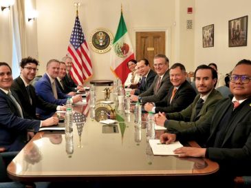 El secretario de Economía, Marcelo Ebrard, viajó a Washington para reunirse, por separado, con el representante de Comercio Exterior de EU, Jamieson Greer, y con el secretario de Comercio, Howard Lutnick. X / @m_ebrard