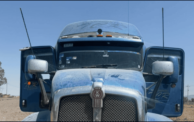 Elementos de Fiscalía lograron detener a uno de los participantes en el intento de robo de cmión en Lagos de Moreno. ESPECIAL