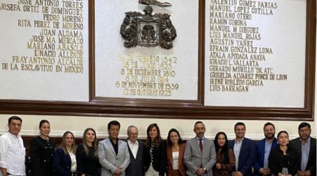 Autoridades municipales destacaron que las obras impulsadas por el religioso siguen beneficiando a la población en áreas como salud, educación y vivienda. CORTESÍA