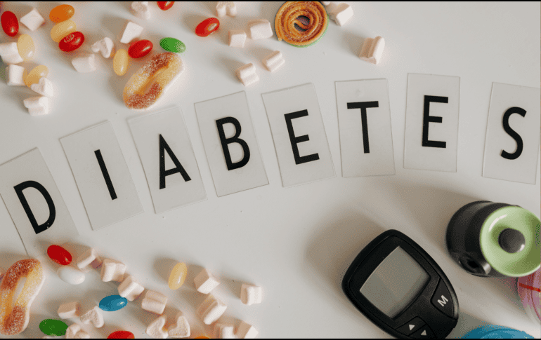 Identificar estos hábitos y corregirlos puede ayudar a mantener niveles estables de glucosa y prevenir complicaciones a largo plazo. CANVA