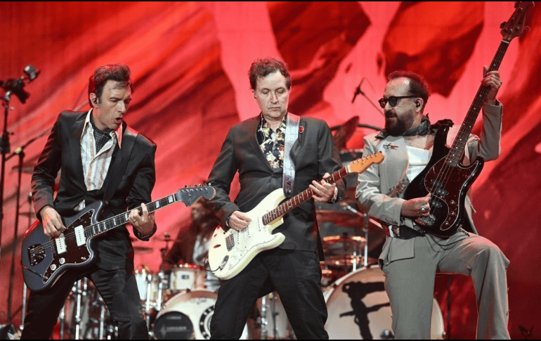 Formada en 1987 en la Ciudad de México, Fobia se consolidó como una de las agrupaciones más influyentes del rock en español. ESPECIAL